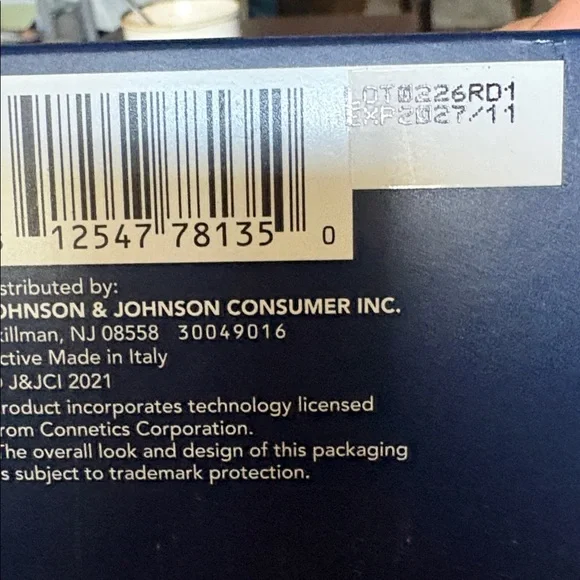 Rogaine Men’s Hair Regrowth system with 5% Topical Foam 3 cans. Exp: 11/2027. - Picture 6 of 8